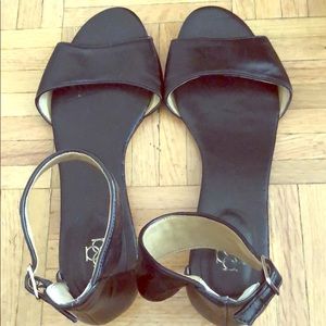 Ann Taylor black sandals